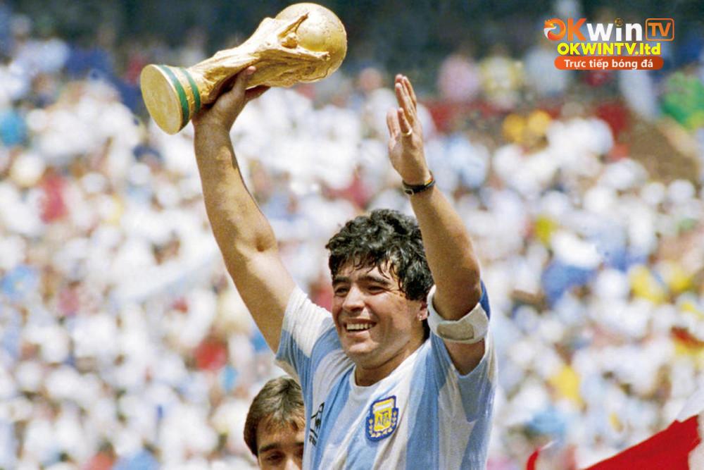 Cựu danh thủ Maradona qua đời | Báo Nhân Dân điện tử